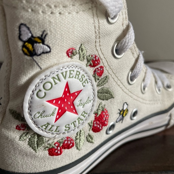 Converse Other - Converse Cream High-Tops with Floral and Bee Design